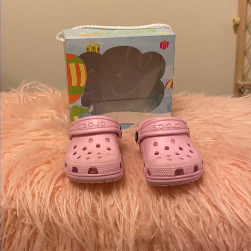 Infant crocs